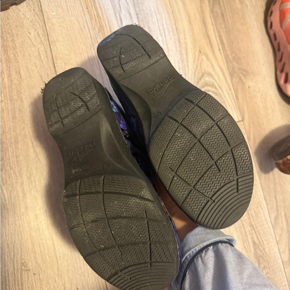 Floral Patterned Clogs - Picture 6 of 6